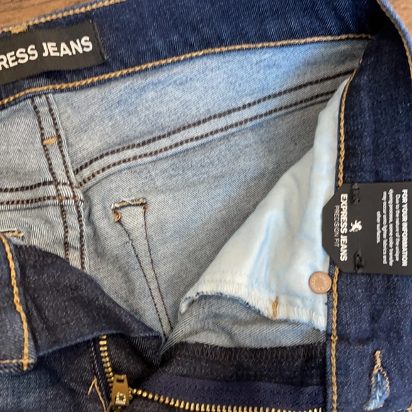 Express Jeans - Picture 3 of 4